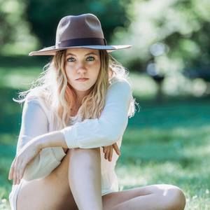 Meet your Posher, Brynn